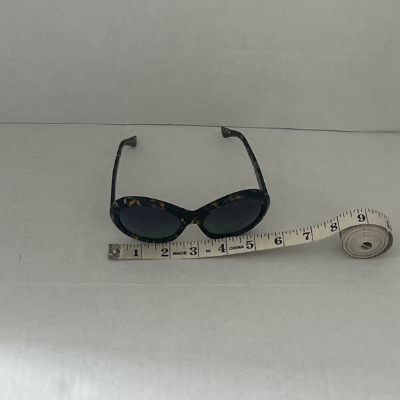 Oliver Goldsmith AUDREY Sunglasses. With Case. - Picture 5 of 9